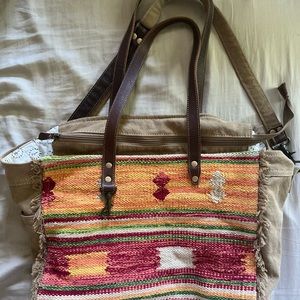 Myra Canvas Tote